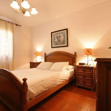 Sleeps 5 With Pool Air Con And Wifi Pollenca