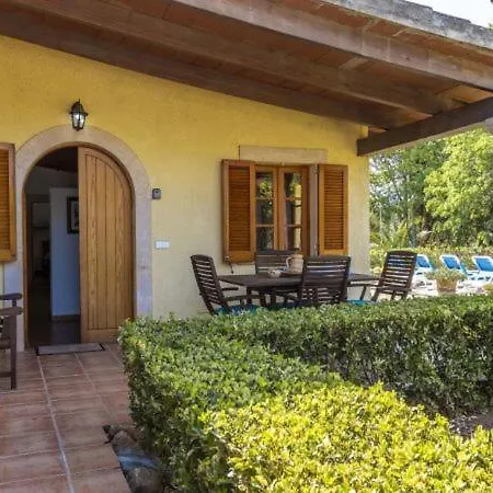 Sleeps 5 With Pool Air Con And Wifi *