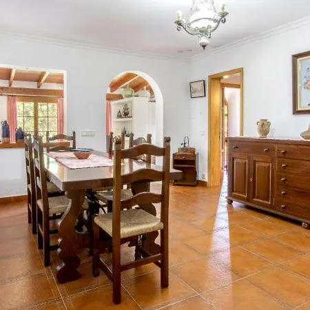 Sleeps 5 With Pool Air Con And Wifi Villa *