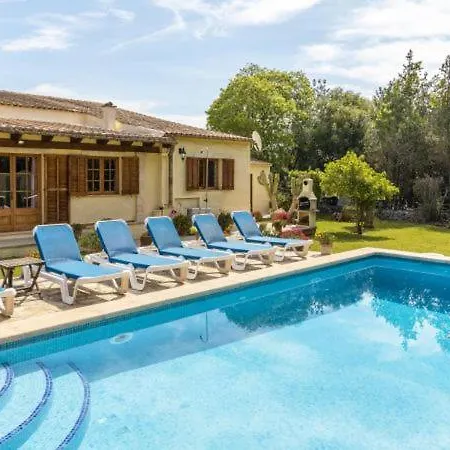 Sleeps 5 With Pool Air Con And Wifi Pollenca