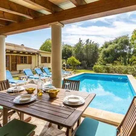 Villa Sleeps 5 With Pool Air Con And Wifi