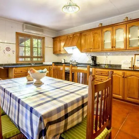 Sleeps 5 With Pool Air Con And Wifi Villa