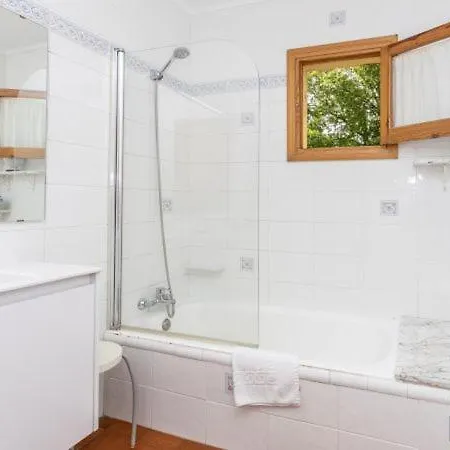 Sleeps 5 With Pool Air Con And Wifi * Pollenca