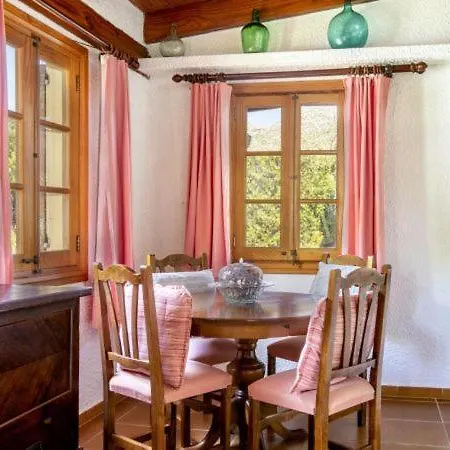 Villa Sleeps 5 With Pool Air Con And Wifi Pollenca