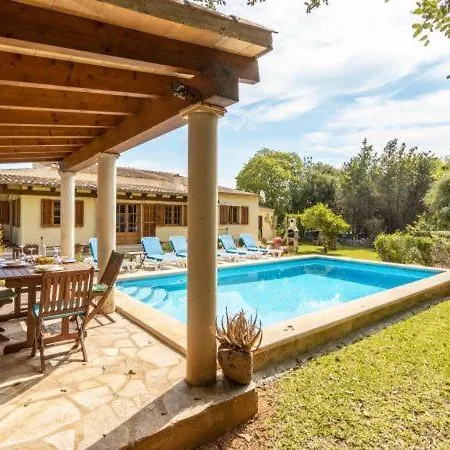 Sleeps 5 With Pool Air Con And Wifi Pollenca